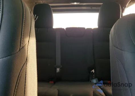 2019 Jeep Wrangler Unlimited Sport из США, поврежденный, VIN 1C4HJXDG3KW684266